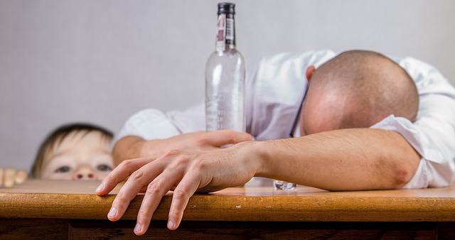 聚会后是否有责任阻止醉酒司机驾车离开？（聚会后酒驾组织者该不该负责）